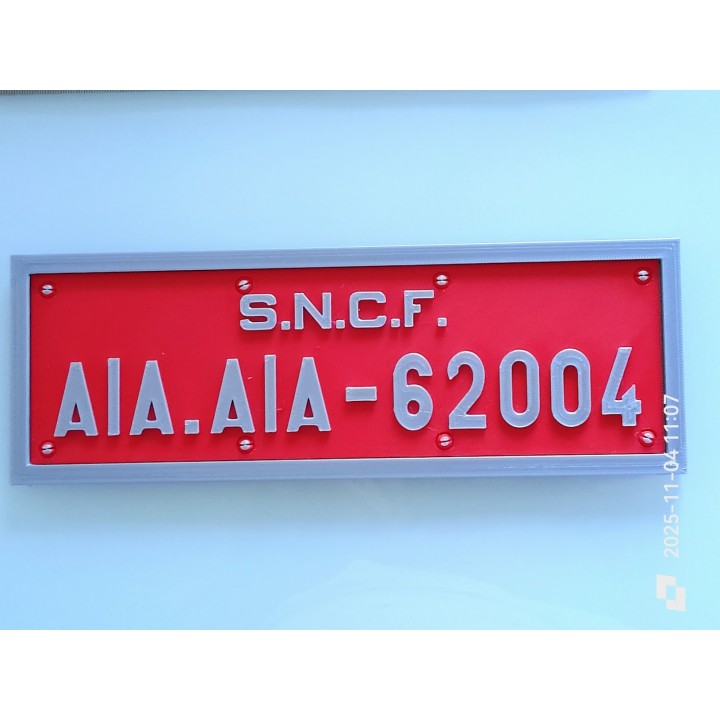Reproduction miniature personnalisable, en impression 3D, d'une Plaque de numérotation d'A1A A1A 62000 , Baldwin. 250 mm