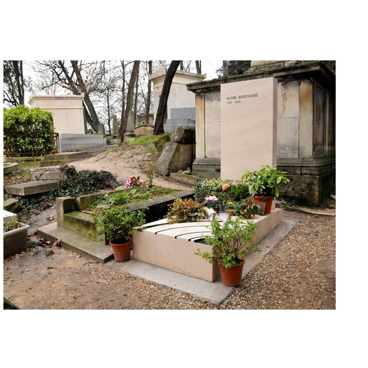 Pierre tombale de Bashung, échelle zéro