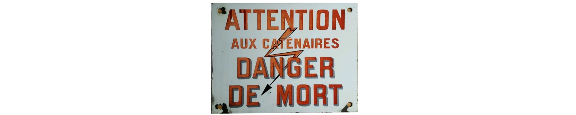 Environnement matériel moteur et remorqué
